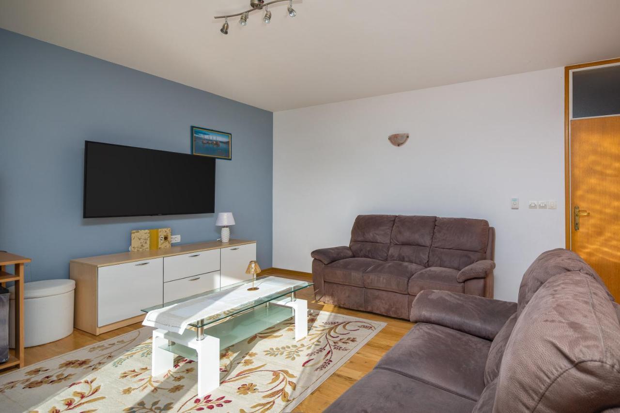 Seaview Apartments Grizelj ดูเช ภายนอก รูปภาพ